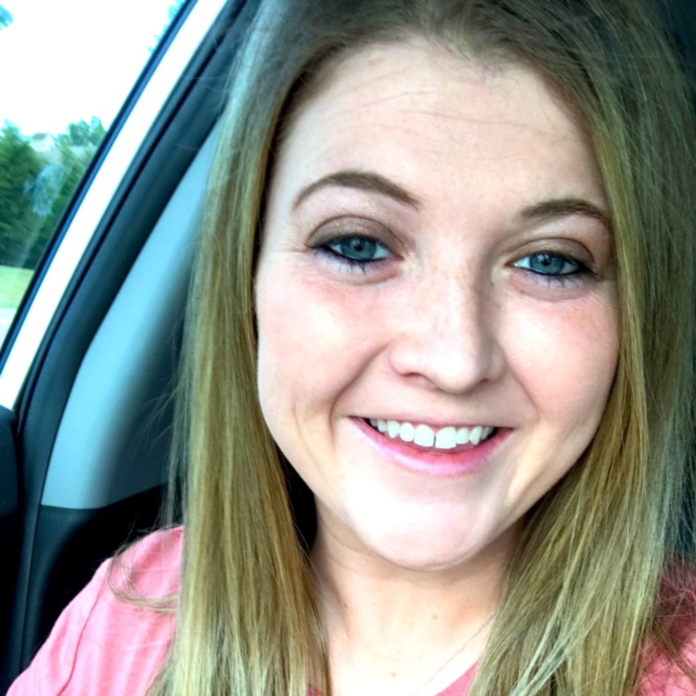 Meet your Posher, Brooke